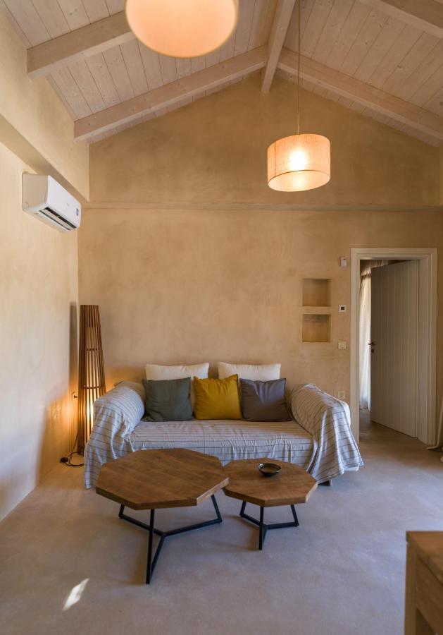 Terra Oleana Cottages Vasilikí エクステリア 写真
