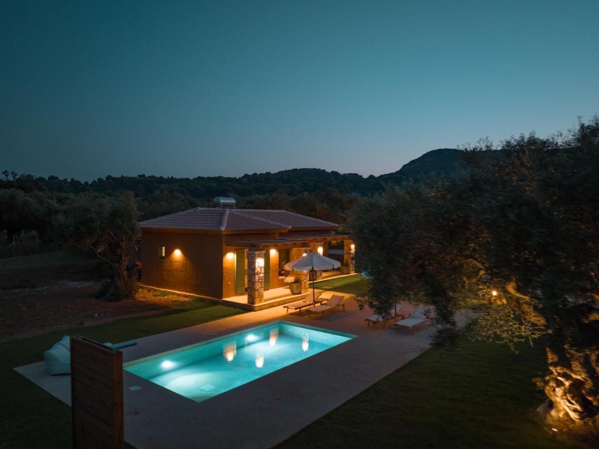 Terra Oleana Cottages Vasilikí エクステリア 写真
